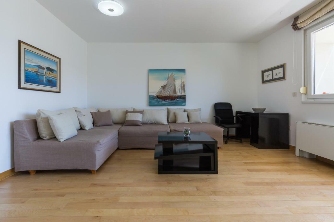 Apartment Pavic - Private Parking Zadar Exterior foto
